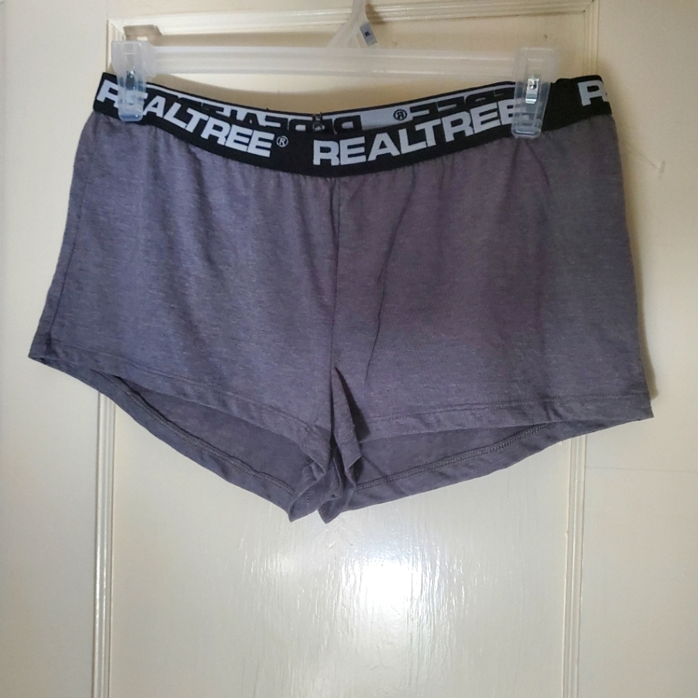 Nwot realtree women shorts size large